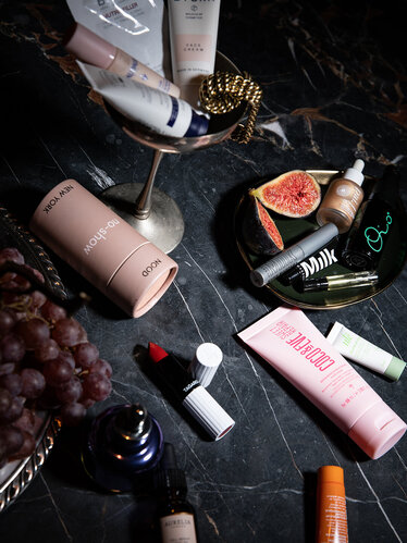 Photo of a stationary Niche Beauty Corner